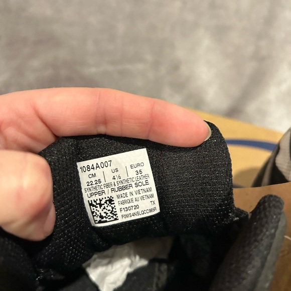 ASICS wrestling shoes - Picture 5 of 5